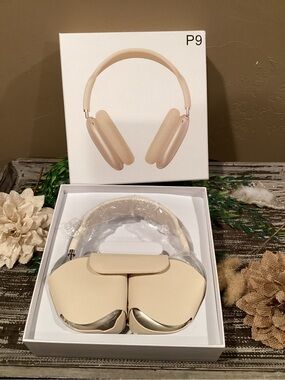 P9 Over-Ear Headphones — Cream Wireless Comfort